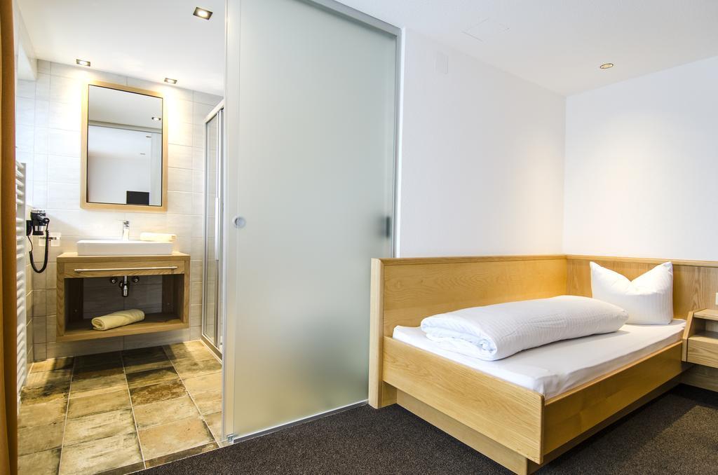 Hotel Garni Persutt Ισγκλ Εξωτερικό φωτογραφία