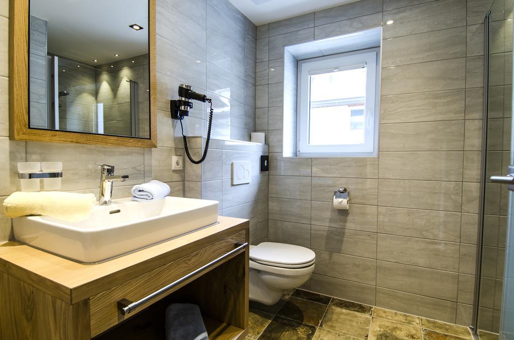 Hotel Garni Persutt Ισγκλ Εξωτερικό φωτογραφία