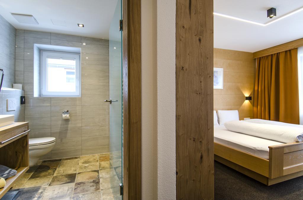 Hotel Garni Persutt Ισγκλ Εξωτερικό φωτογραφία